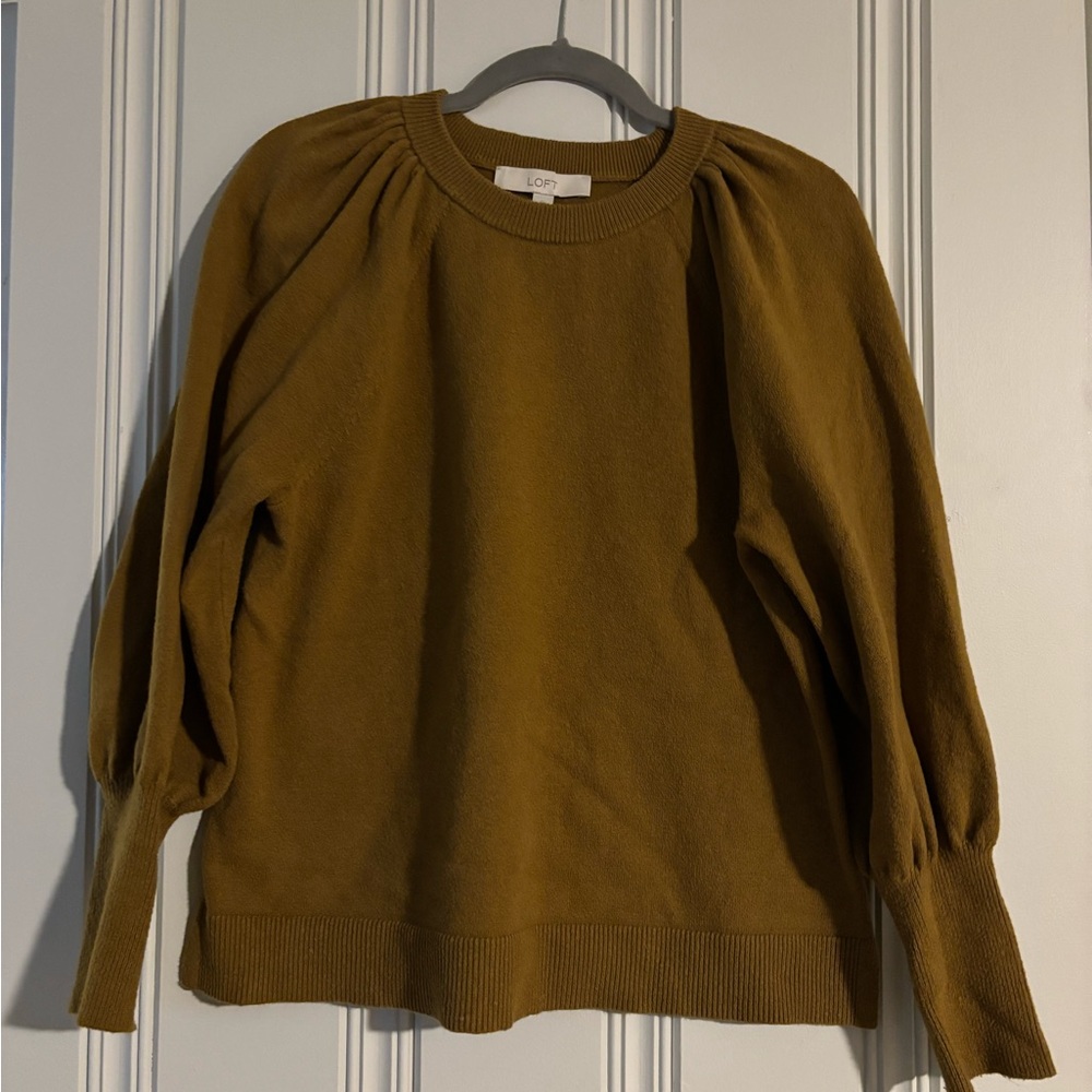 Loft puff sleeve raglan sweater